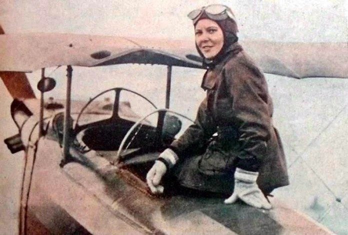 Sabiha Gökçen ve Mustafa Kemal Atatürk